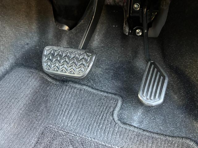 アクア Ｓスタイルブラック　禁煙車　後期型　セーフティセンス　純正ＳＤナビ　フルセグ　バックモニター　前後ドラレコ　ＬＥＤヘッドライト　フォグランプ　レーンディパーチャーアラート　プリクラッシュセーフティ　ＥＴＣ　アームレスト（48枚目）