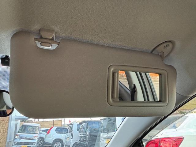 アクア Ｓスタイルブラック　禁煙車　後期型　セーフティセンス　純正ＳＤナビ　フルセグ　バックモニター　前後ドラレコ　ＬＥＤヘッドライト　フォグランプ　レーンディパーチャーアラート　プリクラッシュセーフティ　ＥＴＣ　アームレスト（53枚目）