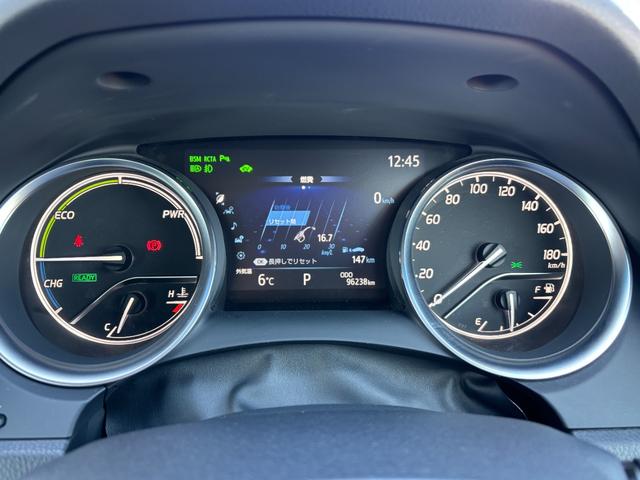 カムリ Ｇレザーパッケージ　禁煙車　黒本革シート　前席シートヒーター　メーカーＳＤナビ　バックカメラ　ドラレコ　セーフティセンスＰ　レーダークルーズ　ブラインドスポットモニター　ＬＥＤヘッドライト　純正１８ＡＷ　ビルトインＥＴＣ（68枚目）