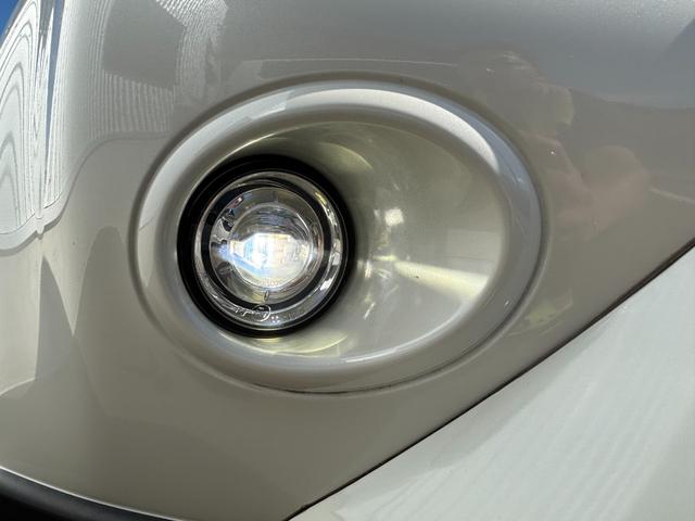 エクストレイル ２０Ｘ　後期型　禁煙車　純正ＳＤナビ　フルセグＴＶ　バックカメラ　Ｂｌｕｅｔｏｏｔｈオーディオ　ＨＩＤヘッドライト　ＬＥＤフォグ　全席シートヒーター　純正１７ＡＷ　前後ドライブレコーダー　ビルトインＥＴＣ（21枚目）