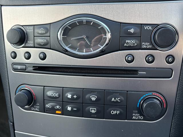 スカイライン 250GT 禁煙車 ハーフレザーシート 純正HDDナビ フルセグTV Bluetoothオーディオ 前席パワーシート バックカメラ サイドカメラ HIDヘッドライト LEDフォグ 純正17AW ビルトインETC(9枚目)