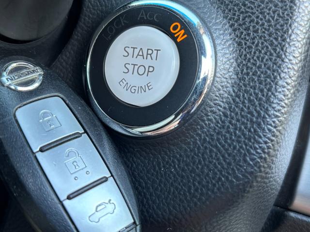 スカイライン 250GT 禁煙車 ハーフレザーシート 純正HDDナビ フルセグTV Bluetoothオーディオ 前席パワーシート バックカメラ サイドカメラ HIDヘッドライト LEDフォグ 純正17AW ビルトインETC(10枚目)