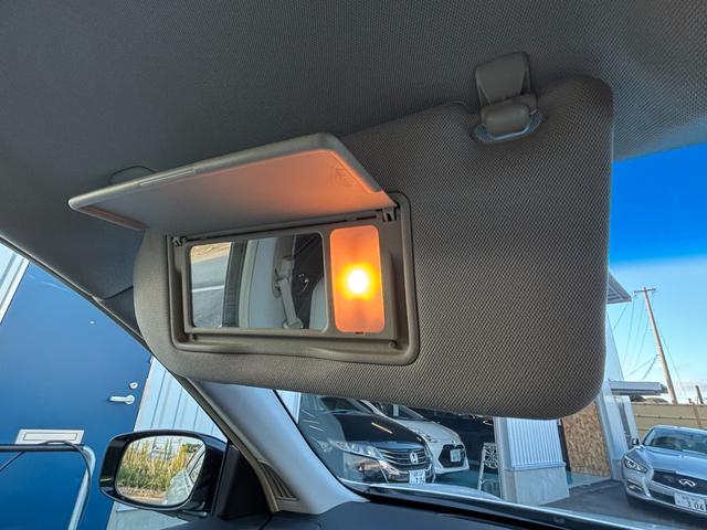 スカイライン 250GT 禁煙車 ハーフレザーシート 純正HDDナビ フルセグTV Bluetoothオーディオ 前席パワーシート バックカメラ サイドカメラ HIDヘッドライト LEDフォグ 純正17AW ビルトインETC(36枚目)