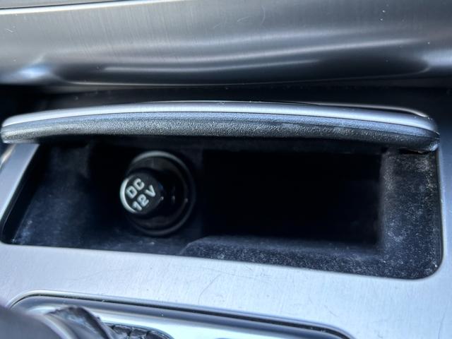 スカイライン 250GT 禁煙車 ハーフレザーシート 純正HDDナビ フルセグTV Bluetoothオーディオ 前席パワーシート バックカメラ サイドカメラ HIDヘッドライト LEDフォグ 純正17AW ビルトインETC(55枚目)