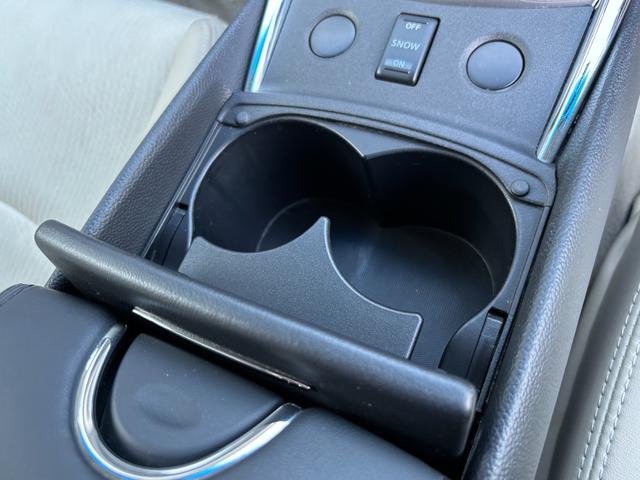 スカイライン 250GT 禁煙車 ハーフレザーシート 純正HDDナビ フルセグTV Bluetoothオーディオ 前席パワーシート バックカメラ サイドカメラ HIDヘッドライト LEDフォグ 純正17AW ビルトインETC(56枚目)