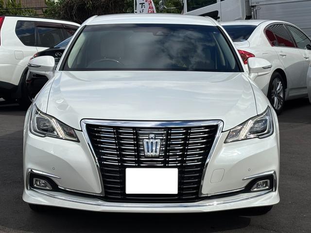 クラウンハイブリッド ロイヤルサルーン　禁煙車　本革シート　前席ヒーター＆エアシート　ウッドコンビハンドル　レーダークルーズ　レーンアシスト　プリクラッシュ　純正ＳＤナビ　バックモニター　前後ドライブレコーダー　ＥＴＣ２．０　純正１７ＡＷ（20枚目）