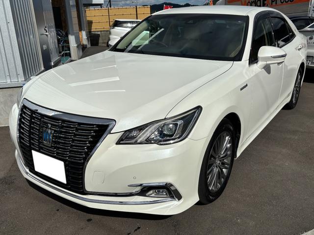 クラウンハイブリッド ロイヤルサルーン　禁煙車　本革シート　前席ヒーター＆エアシート　ウッドコンビハンドル　レーダークルーズ　レーンアシスト　プリクラッシュ　純正ＳＤナビ　バックモニター　前後ドライブレコーダー　ＥＴＣ２．０　純正１７ＡＷ（27枚目）