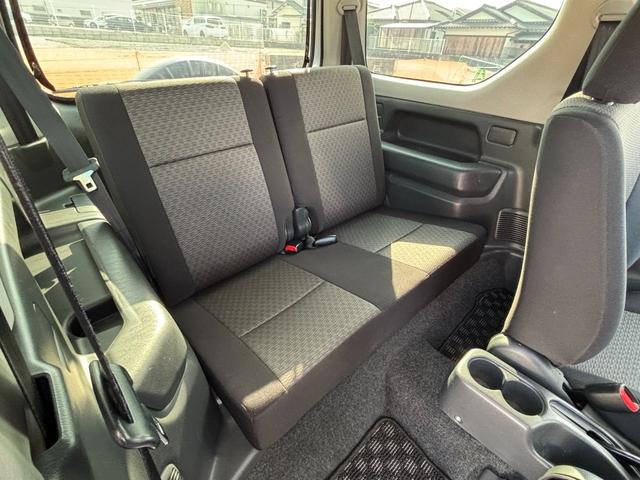 ジムニー ＸＧ　禁煙車　５速マニュアル　社外１６インチアルミ　社外マフラー　社外フロントグリル　ＣＤデッキ　キーレス　ＥＴＣ　マットガード　背面タイヤカバー　ハロゲンヘッドライト　フォグランプ　マニュアルエアコン（14枚目）