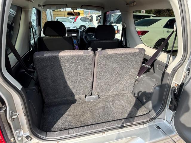 ジムニー ＸＧ　禁煙車　５速マニュアル　社外１６インチアルミ　社外マフラー　社外フロントグリル　ＣＤデッキ　キーレス　ＥＴＣ　マットガード　背面タイヤカバー　ハロゲンヘッドライト　フォグランプ　マニュアルエアコン（16枚目）