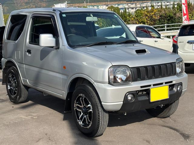 ジムニー ＸＧ　禁煙車　５速マニュアル　社外１６インチアルミ　社外マフラー　社外フロントグリル　ＣＤデッキ　キーレス　ＥＴＣ　マットガード　背面タイヤカバー　ハロゲンヘッドライト　フォグランプ　マニュアルエアコン（22枚目）