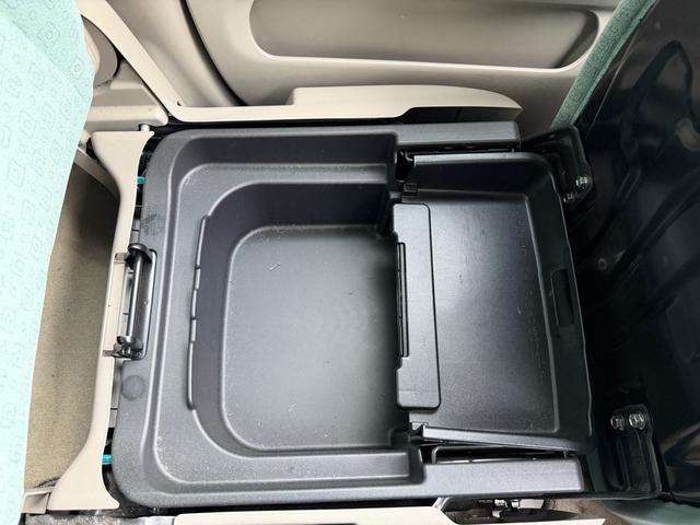 モコ E 純正メモリーナビ テレビ DVD・CD再生可能 スマートキー オートエアコン 電動格納ミラー ヘッドライトレベライザー 運転席エアバック 助手席エアバック パワーステアリング パワーウィンドウ(45枚目)