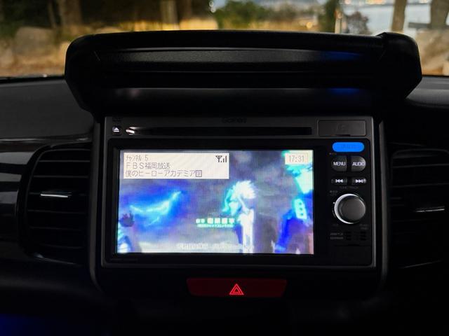 Ｎ－ＢＯＸカスタム Ｇ　ＳＳパッケージ　ＳＤナビ　ワンセグテレビ　バックカメラ　両側パワースライドドア　スマートキー　ＨＩＤヘッドライト　純正アルミ　ウィンカーミラー　電動格納ミラー　オートライト　ＵＳＢ接続可能（6枚目）