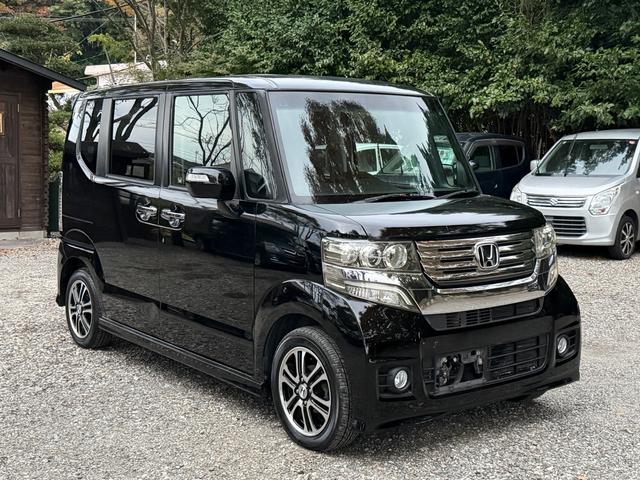 Ｎ－ＢＯＸカスタム Ｇ　ＳＳパッケージ　ＳＤナビ　ワンセグテレビ　バックカメラ　両側パワースライドドア　スマートキー　ＨＩＤヘッドライト　純正アルミ　ウィンカーミラー　電動格納ミラー　オートライト　ＵＳＢ接続可能（9枚目）