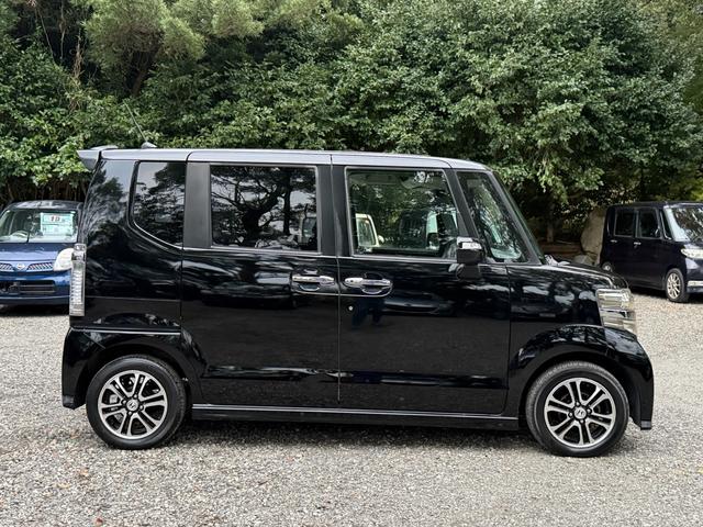 Ｎ－ＢＯＸカスタム Ｇ　ＳＳパッケージ　ＳＤナビ　ワンセグテレビ　バックカメラ　両側パワースライドドア　スマートキー　ＨＩＤヘッドライト　純正アルミ　ウィンカーミラー　電動格納ミラー　オートライト　ＵＳＢ接続可能（10枚目）