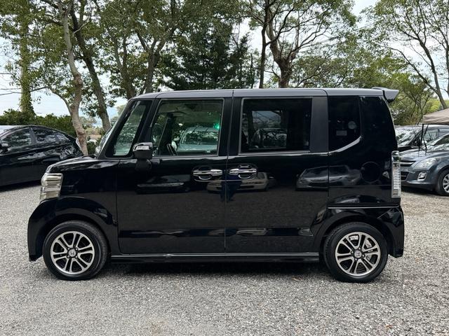 Ｎ－ＢＯＸカスタム Ｇ　ＳＳパッケージ　ＳＤナビ　ワンセグテレビ　バックカメラ　両側パワースライドドア　スマートキー　ＨＩＤヘッドライト　純正アルミ　ウィンカーミラー　電動格納ミラー　オートライト　ＵＳＢ接続可能（11枚目）