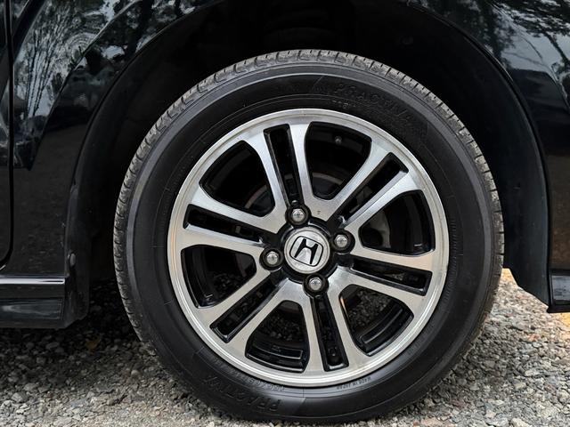 Ｎ－ＢＯＸカスタム Ｇ　ＳＳパッケージ　ＳＤナビ　ワンセグテレビ　バックカメラ　両側パワースライドドア　スマートキー　ＨＩＤヘッドライト　純正アルミ　ウィンカーミラー　電動格納ミラー　オートライト　ＵＳＢ接続可能（17枚目）