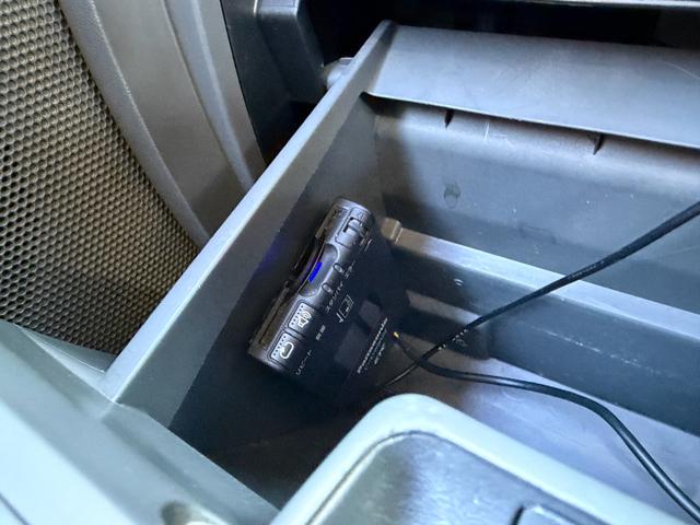 タント カスタムXリミテッド メモリーナビ フルセグテレビ バックカメラ 左側パワースライドドア HIDヘッドライト スマートキー ETC オートエアコン 純正14インチアルミ ベンチシート 電動格納ミラー フォグランプ(8枚目)