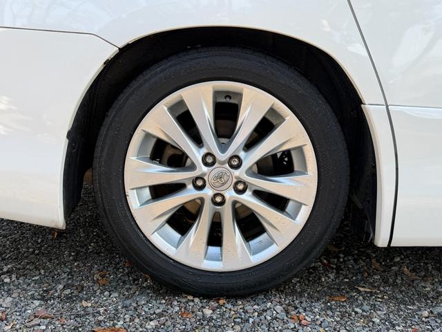 ヴェルファイア ２．４Ｚ　ＨＤＤナビ　バックカメラ　両側パワースライドドア　スマートキー　ＨＩＤヘッドライト　純正アルミ　ローダウン　革調シートカバー　クリアランスソナー　Ｗエアコン　電動格納ミラー　スペアキーあり　車検整備付（20枚目）