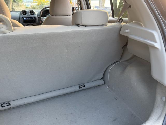 マーチ ボレロ　１年保証付き　ＣＤオーディオ　電動格納ミラー　スマートキー　車検整備付き　走行５．３万ｋｍ　アイドリングストップ　オートエアコン　Ｗエアバック　パワーウィンドウ　パワーステアリング　ＡＢＳ（38枚目）