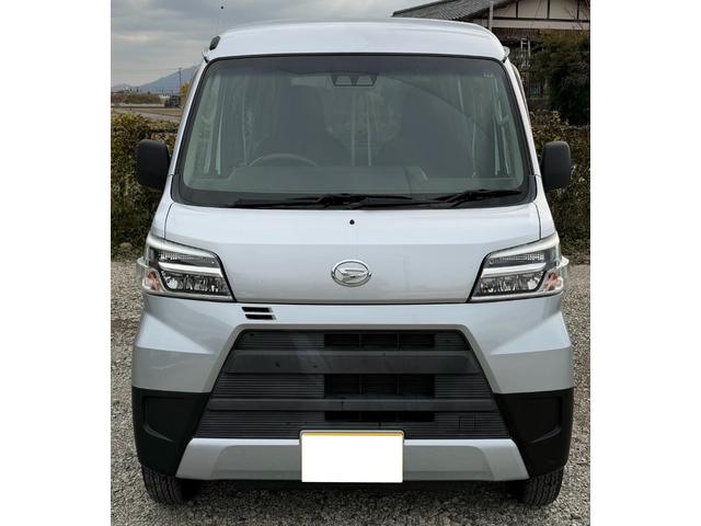 ハイゼットカーゴ DX SAIII 車検付き スマートアシスト 衝突回避支援ブレーキ 誤発進抑制制御 車線逸脱警報機能 オートハイビーム LEDヘッドライト 脱着可能荷室ビニールカーテン ドアバイザー アイドリングストップ PW(3枚目)