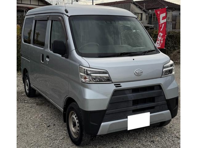 ハイゼットカーゴ DX SAIII 車検付き スマートアシスト 衝突回避支援ブレーキ 誤発進抑制制御 車線逸脱警報機能 オートハイビーム LEDヘッドライト 脱着可能荷室ビニールカーテン ドアバイザー アイドリングストップ PW(4枚目)