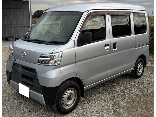 ハイゼットカーゴ DX SAIII 車検付き スマートアシスト 衝突回避支援ブレーキ 誤発進抑制制御 車線逸脱警報機能 オートハイビーム LEDヘッドライト 脱着可能荷室ビニールカーテン ドアバイザー アイドリングストップ PW(9枚目)