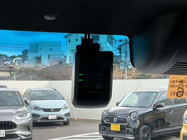 Ｎ－ＢＯＸカスタム Ｌ　純正９インチナビＴＶ・前後ドライブレコーダー・Ｂｌｕｅｔｏｏｔｈ・バックカメラ・ワンオーナー車（11枚目）