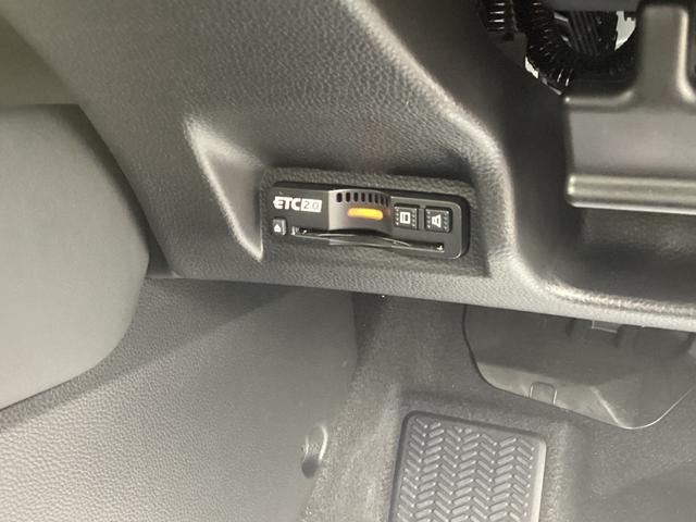 ヴェゼル e:HEV PLaY 当社レンタUP車・ナビ・ワイヤレス充電・ETC・マルチビューカメラ・パワーテールゲート(16枚目)