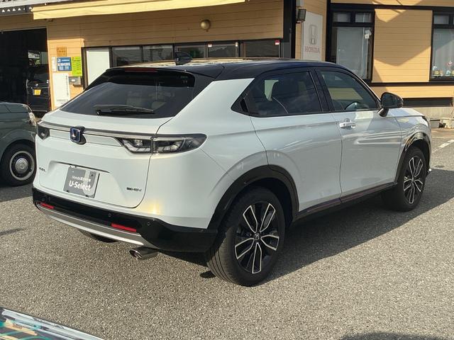 ヴェゼル e:HEV PLaY 当社レンタUP車・ナビ・ワイヤレス充電・ETC・マルチビューカメラ・パワーテールゲート(31枚目)