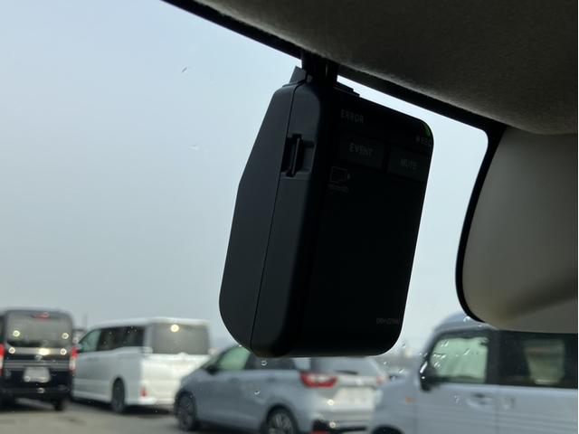 N-BOX ファッションスタイル 当社デモカー・ナビ・前後ドラレコ・リヤカメラ・ETC(9枚目)