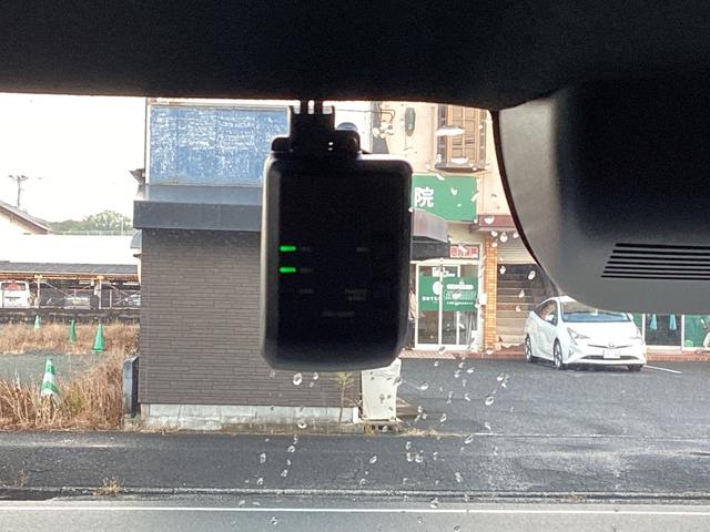 Ｎ－ＢＯＸカスタム コーディネートスタイル　当社レンタＵＰ車・ナビ・ＴＶ・ドラレコ・ＥＴＣ・リアカメラ・両側パワスラ・オートエアコン・シートヒーター・ＬＥＤヘッドライト・衝突軽減ブレーキ・スマートキー（9枚目）