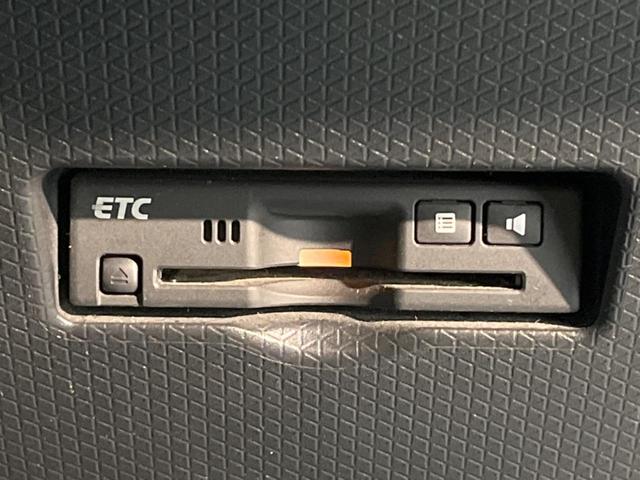 タント カスタムＲＳスタイルセレクション　ターボ　両側電動ドア　純正ＳＤナビ　全周囲カメラ　衝突被害軽減システム　レーダークルーズ　ハーフレザーシート　コーナーセンサー　ＬＥＤヘッド　ビルトインＥＴＣ　クルコン　オートライト　オートエアコン（7枚目）