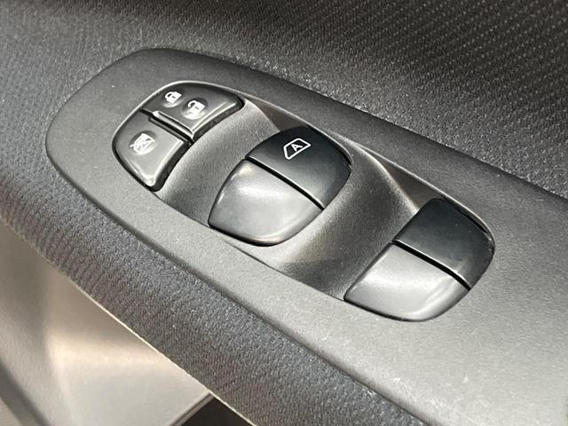 セレナ ハイウェイスター S-ハイブリッド Vセレクション 両側電動ドア コーナーセンサー スマートキー HIDヘッド ビルトインETC クルコン オートライト オートエアコン 純正16インチアルミ リアエアコン Bluetooth CD DVD再生(32枚目)
