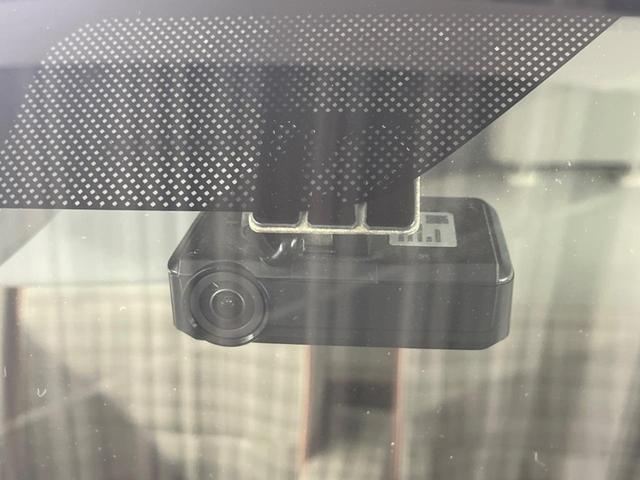 アルトラパン Sセレクション 純正SDナビ 衝突被害軽減システム ドラレコ スマートキー HIDヘッド ETC オートライト オートエアコン Bluetooth CD DVD再生 フルセグ 禁煙車(4枚目)