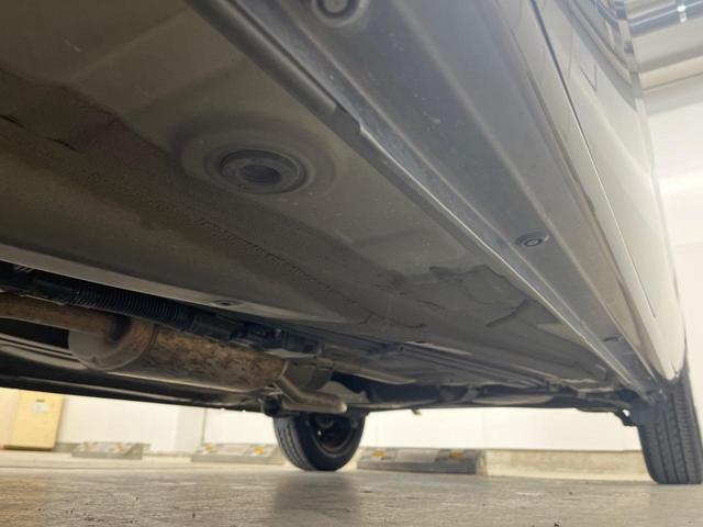 スペーシア ハイブリッドX 両側電動ドア 全周囲カメラ 衝突被害軽減システム レーダークルーズ 禁煙車 シートヒーター ドラレコ オートライト オートエアコン Bluetooth CD DVD再生 フルセグ(31枚目)