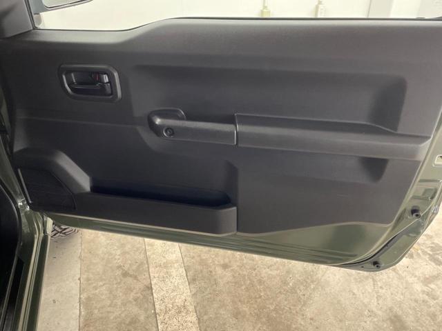 ジムニー ＸＧ　４ＷＤ　ＳＤナビ　衝突被害軽減システム　禁煙車　オートライト　純正１６インチアルミ　Ｂｌｕｅｔｏｏｔｈ　ＣＤ　ＤＶＤ再生　フルセグ（29枚目）