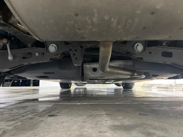 プリウス Aツーリングセレクション 純正SDナビ バックカメラ 衝突被害軽減システム レーダークルーズ レザーシート コーナーセンサー LEDヘッド ビルトインETC 車線逸脱警報 オートライト オートエアコン 純正17インチアルミ(19枚目)