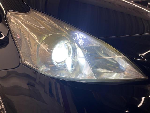 【ＬＥＤヘッドライト】悪天候や夜間走行時も良好な視界を確保し安心して運転できる高輝度ＬＥＤヘッドライトを装備！点灯速度が早く、消費電力も抑えられています。