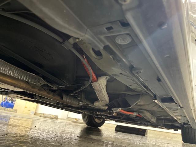 弊社では、全車『修復歴なし』のお車のみ取り扱っております。専任バイヤーによる厳選した仕入れの後、入庫後の車両チェックを行い、ネクステージが認定した高品質な中古車をご提供しております。