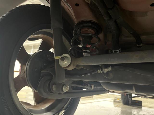 ハスラー Ｘ　バックカメラ　衝突被害軽減システム　シートヒーター　スマートキー　ＨＩＤヘッド　純正１５インチアルミ　オートライト　オートエアコン　Ｂｌｕｅｔｏｏｔｈ　ＣＤ　ＤＶＤ再生　フルセグ（29枚目）