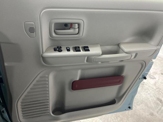 スペーシア ハイブリッドＸ　両側電動ドア　全周囲カメラ　衝突被害軽減システム　禁煙車　シートヒーター　ドラレコ　スマートキー　ＬＥＤヘッド　ビルトインＥＴＣ　オートライト　オートエアコン　Ｂｌｕｅｔｏｏｔｈ　ＣＤ　ＤＶＤ再生（32枚目）