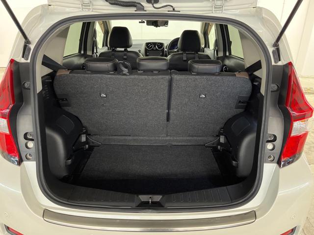 ノート ｅ－パワー　メダリスト　全周囲カメラ　衝突被害軽減システム　禁煙車　ハーフレザーシート　ドラレコ　コーナーセンサー　スマートキー　ＬＥＤヘッド　ＥＴＣ　純正１５インチアルミ　車線逸脱警報　オートライト　オートエアコン（10枚目）