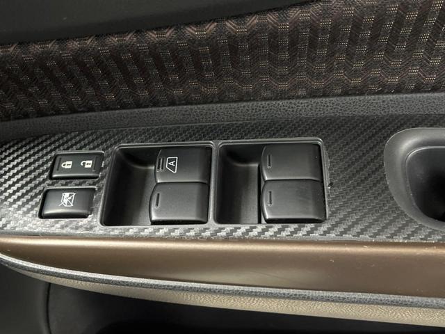 ノート ｅ－パワー　メダリスト　全周囲カメラ　衝突被害軽減システム　禁煙車　ハーフレザーシート　ドラレコ　コーナーセンサー　スマートキー　ＬＥＤヘッド　ＥＴＣ　純正１５インチアルミ　車線逸脱警報　オートライト　オートエアコン（36枚目）