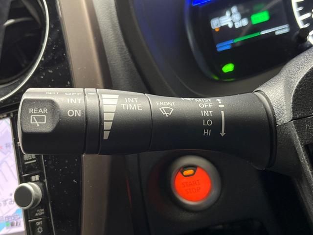 ノート ｅ－パワー　メダリスト　全周囲カメラ　衝突被害軽減システム　禁煙車　ハーフレザーシート　ドラレコ　コーナーセンサー　スマートキー　ＬＥＤヘッド　ＥＴＣ　純正１５インチアルミ　車線逸脱警報　オートライト　オートエアコン（39枚目）