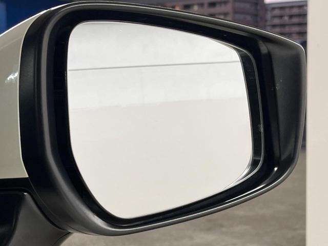 ノート ｅ－パワー　メダリスト　全周囲カメラ　衝突被害軽減システム　禁煙車　ハーフレザーシート　ドラレコ　コーナーセンサー　スマートキー　ＬＥＤヘッド　ＥＴＣ　純正１５インチアルミ　車線逸脱警報　オートライト　オートエアコン（40枚目）