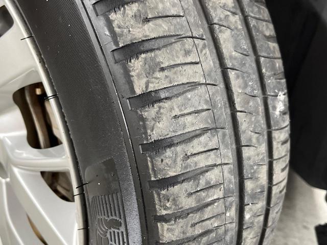 ノート ｅ－パワー　メダリスト　全周囲カメラ　衝突被害軽減システム　禁煙車　ハーフレザーシート　ドラレコ　コーナーセンサー　スマートキー　ＬＥＤヘッド　ＥＴＣ　純正１５インチアルミ　車線逸脱警報　オートライト　オートエアコン（46枚目）