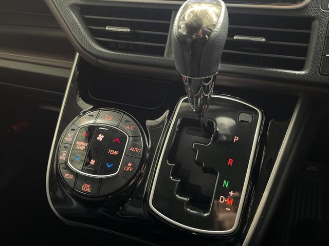 エスクァイア Ｇｉ　両側電動ドア　純正ＳＤナビ　後席モニター　バックカメラ　レザー調シート　ドラレコ　コーナーセンサー　スマートキー　ＬＥＤヘッド　ビルトインＥＴＣ　クルコン　純正１５インチアルミ　オートハイビーム（17枚目）