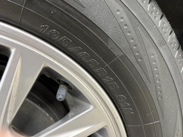 エスクァイア Ｇｉ　両側電動ドア　純正ＳＤナビ　後席モニター　バックカメラ　レザー調シート　ドラレコ　コーナーセンサー　スマートキー　ＬＥＤヘッド　ビルトインＥＴＣ　クルコン　純正１５インチアルミ　オートハイビーム（33枚目）