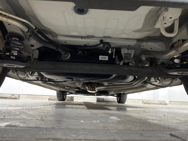 アルトラパン Ｘ　ＳＤナビ　衝突被害軽減システム　禁煙車　シートヒーター　スマートキー　ＨＩＤヘッド　ビルトインＥＴＣ　純正１４インチアルミ　オートエアコン　Ｂｌｕｅｔｏｏｔｈ　ＣＤ　ＤＶＤ再生　フルセグ（19枚目）