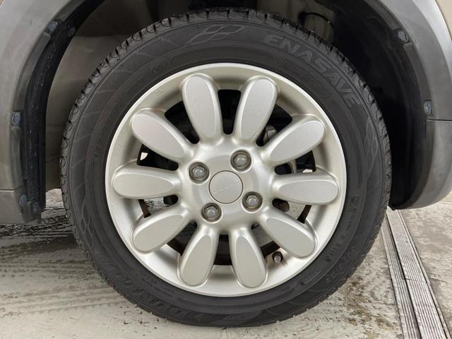 アルトラパン Ｘ　ＳＤナビ　衝突被害軽減システム　禁煙車　シートヒーター　スマートキー　ＨＩＤヘッド　ビルトインＥＴＣ　純正１４インチアルミ　オートエアコン　Ｂｌｕｅｔｏｏｔｈ　ＣＤ　ＤＶＤ再生　フルセグ（26枚目）